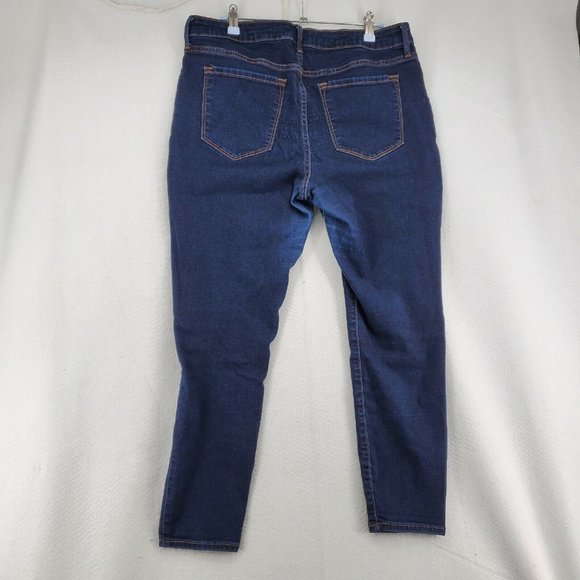 Old Navy Rockstar Jeans Women's Super Skinny Fit Tapered Leg Denim Blue 14 Short - Picture 6 of 9